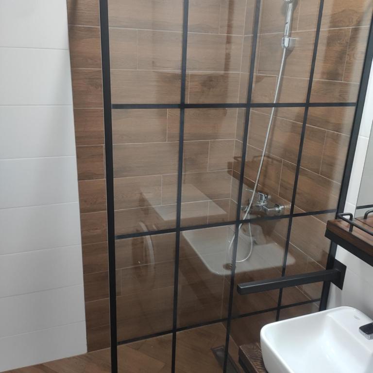 welcome su - One-Bedroom Apartment - 18