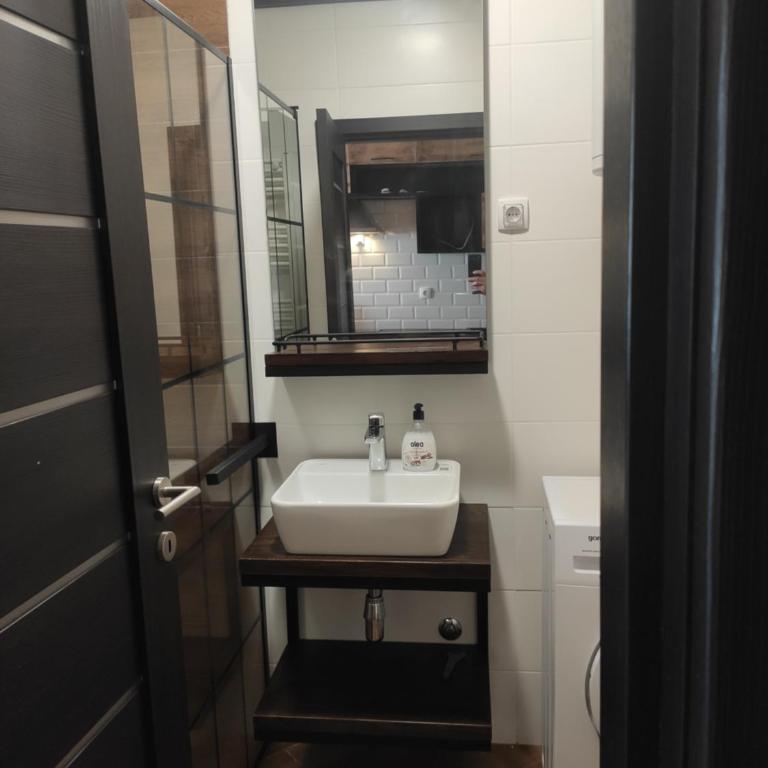 welcome su - One-Bedroom Apartment - 14