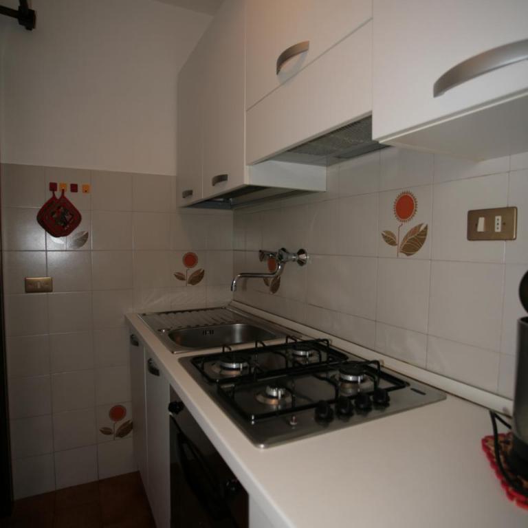 Appartamenti Cercenà - Appartamento con 2 Camere da Letto e Balcone (4 Adulti) - 11