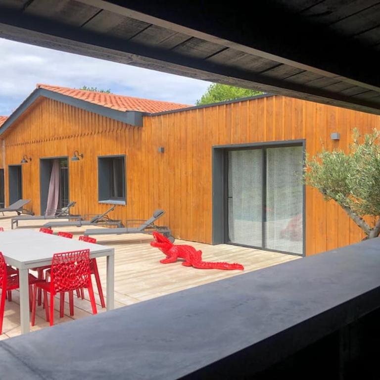 Nanie - Villa centre-ville, piscine, wifi - La Teste de Buch - Three-Bedroom Villa - 2