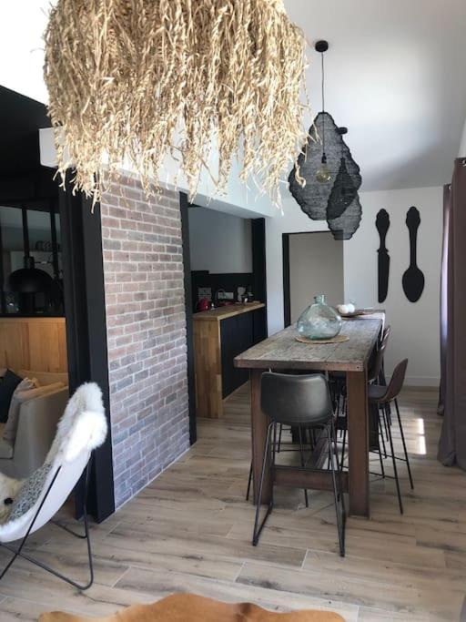 Nanie - Villa centre-ville, piscine, wifi - La Teste de Buch - Three-Bedroom Villa - 10