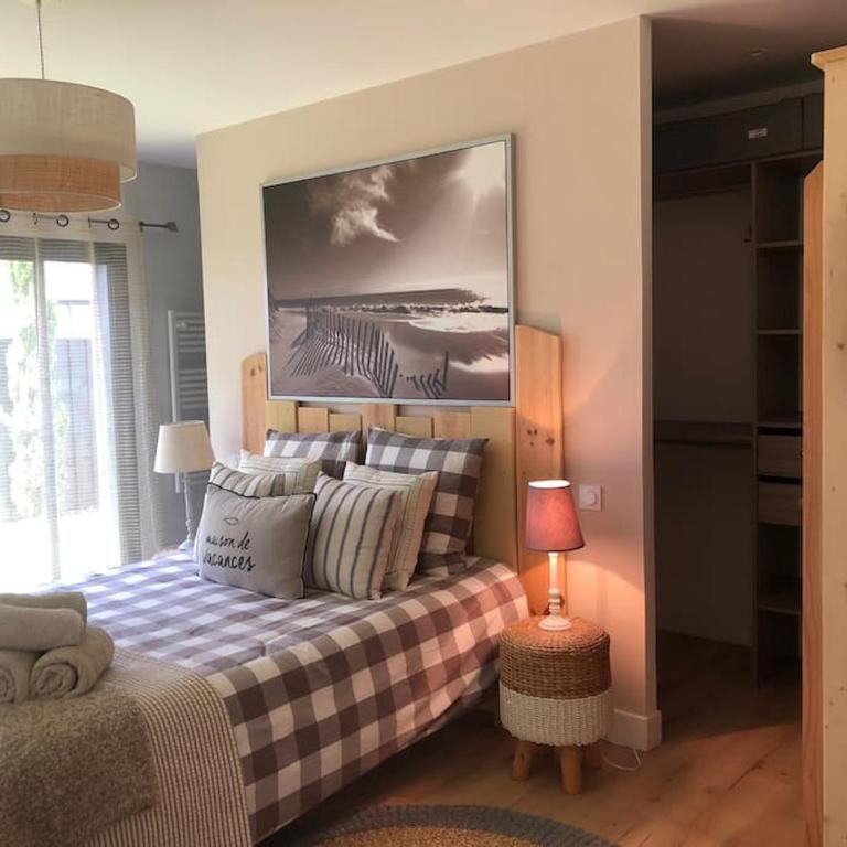 Nanie - Villa centre-ville, piscine, wifi - La Teste de Buch - Three-Bedroom Villa - 21