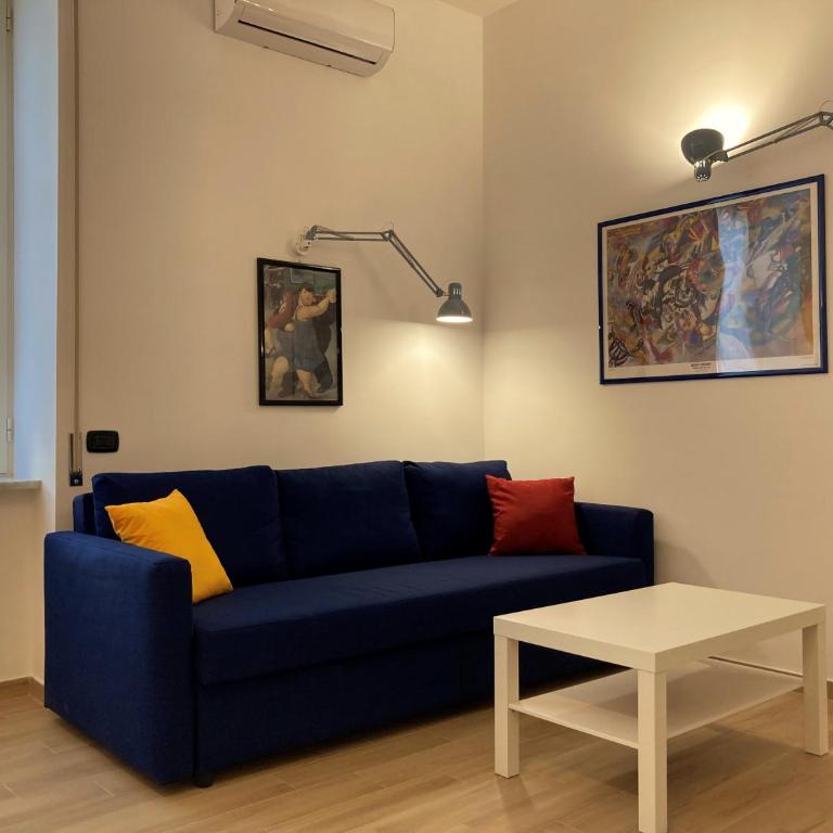 La Casa Blu un oasi di tranquillità nel vivace cuore di Napoli - One-Bedroom Apartment - 17