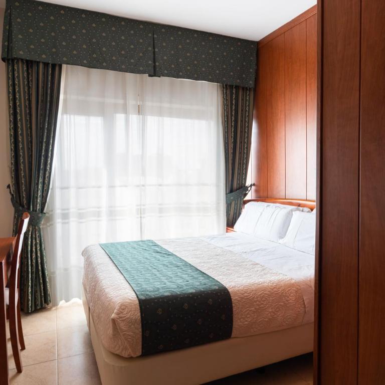 Hotel Alameda Málaga - Habitación Doble - 8