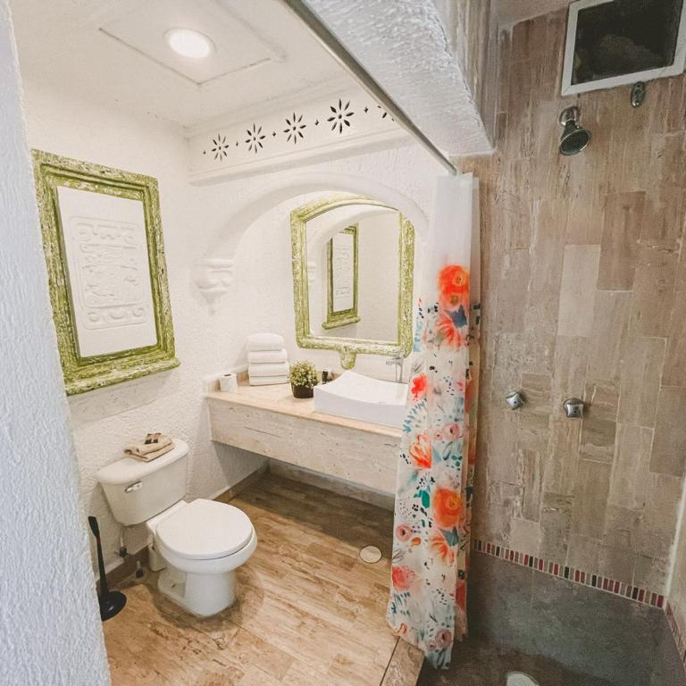 Cancun Plaza Condo Ocean front - Family Studio - 23