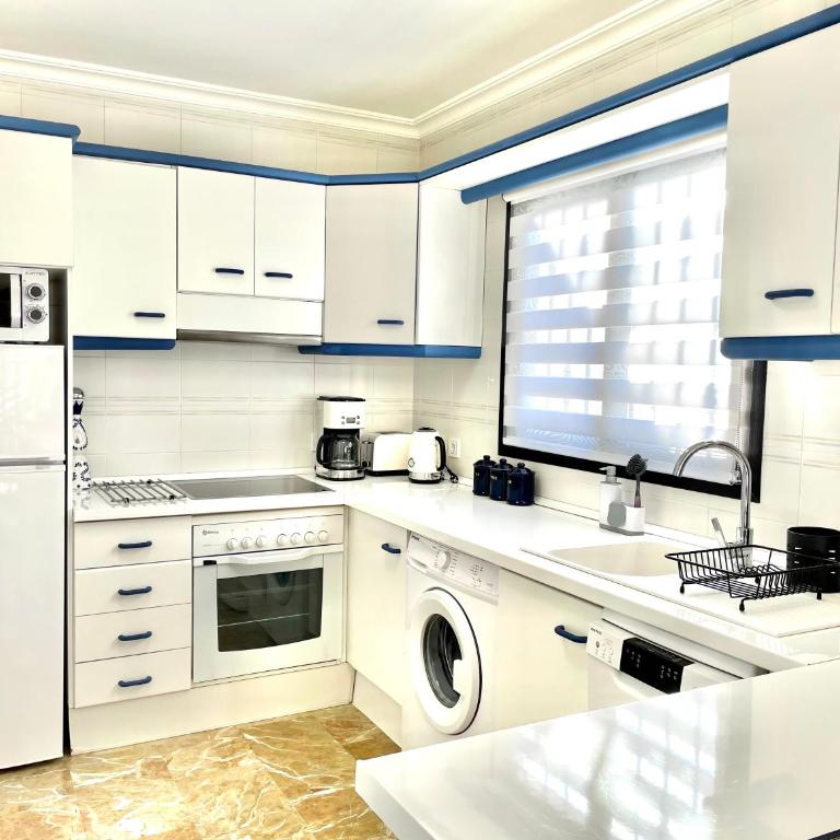 Riviera by the beach 2 bedroom Apartment - Apartamento de 2 dormitorios - 26