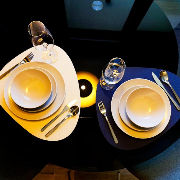 La Pista - One-Bedroom Apartment - 9