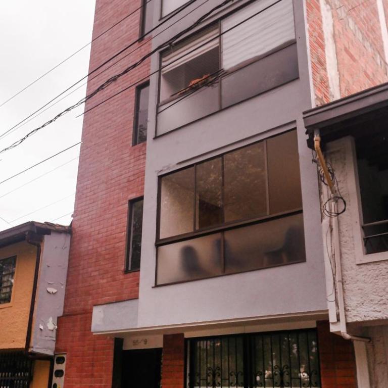 Local Gem wtih terrace, Near Provenza - Apartamento de 2 dormitorios - 3