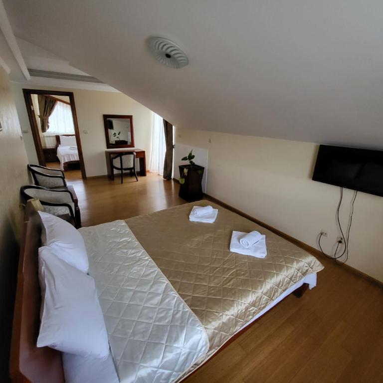 Sunny Hill Apartments & Aqua Park - Deluks Suite - 4