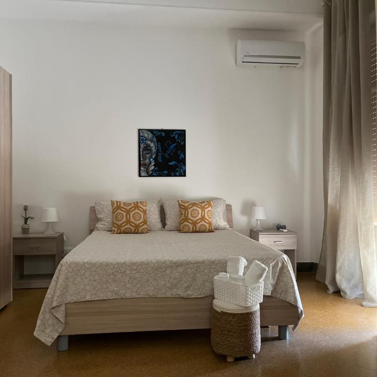 Donizetti 19 - Standard King Room - 7