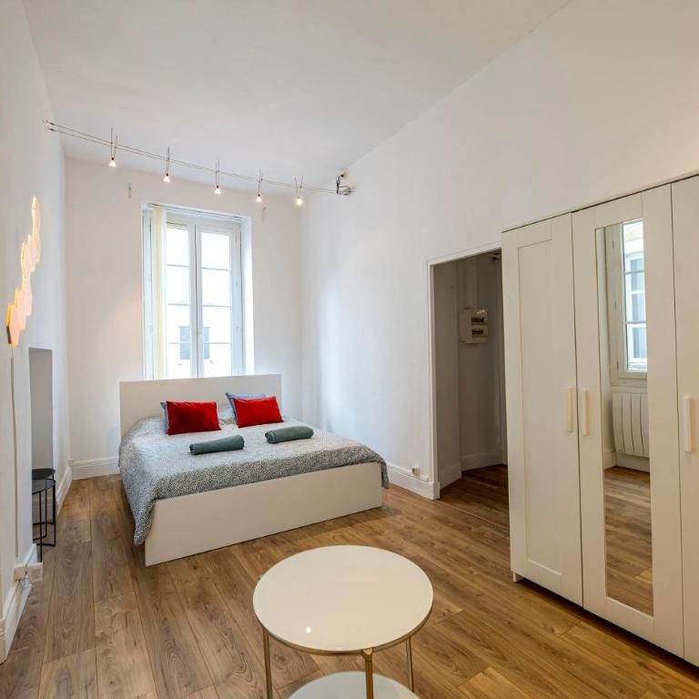 Wonderhost, coeur de ville, magnifique appartement avec parking - Appartement 1 Chambre - 8