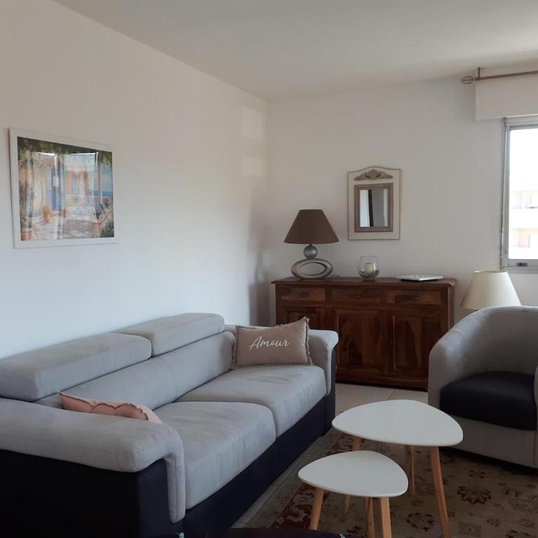 Appartement spacieux et calme classé 4 etoiles, à 300m de la mer - Apartment mit Balkon - 5