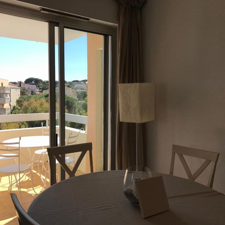 Appartement spacieux et calme classé 4 etoiles, à 300m de la mer - Apartment mit Balkon - 9
