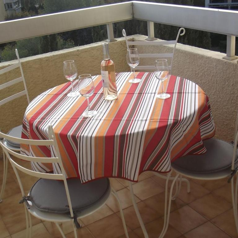 Appartement spacieux et calme classé 4 etoiles, à 300m de la mer - Apartment mit Balkon - 10