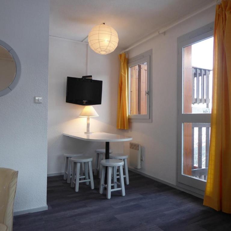 Appartement ski-in/ski-out à Montchavin, 5 pers, balcon - FR-1-329-26 - Appartement (5 Adultes) - 2