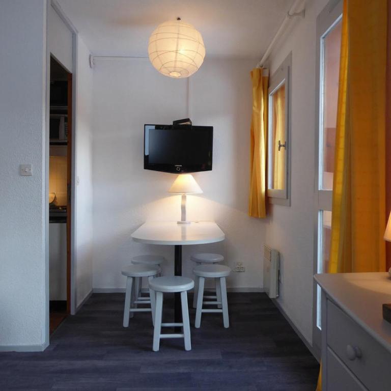 Appartement ski-in/ski-out à Montchavin, 5 pers, balcon - FR-1-329-26 - Appartement (5 Adultes) - 3