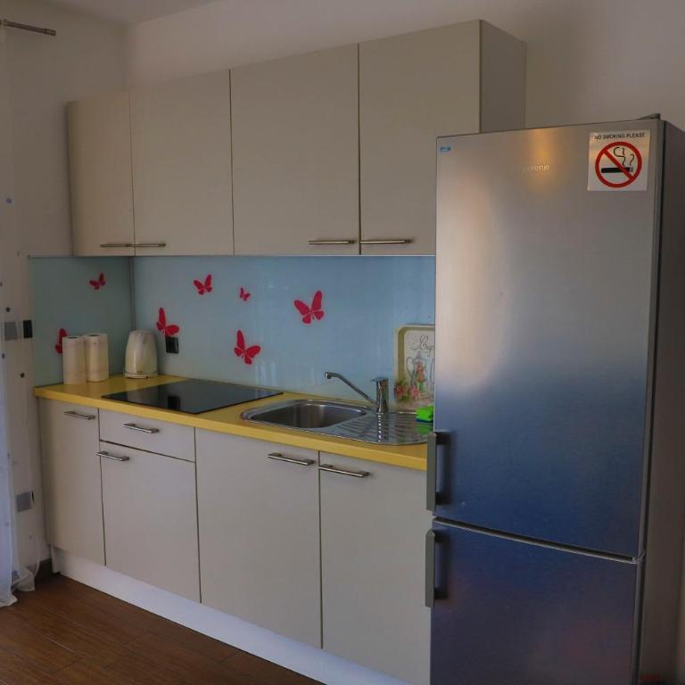 Holiday Homes Pozitiva - One-Bedroom House - 8