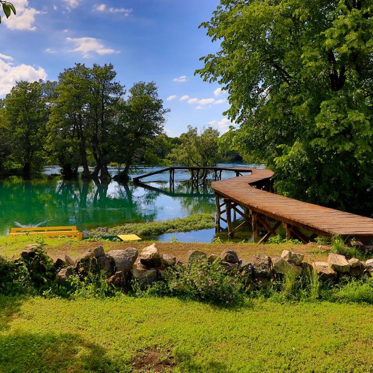 Holiday Homes Pozitiva - One-Bedroom House - 11