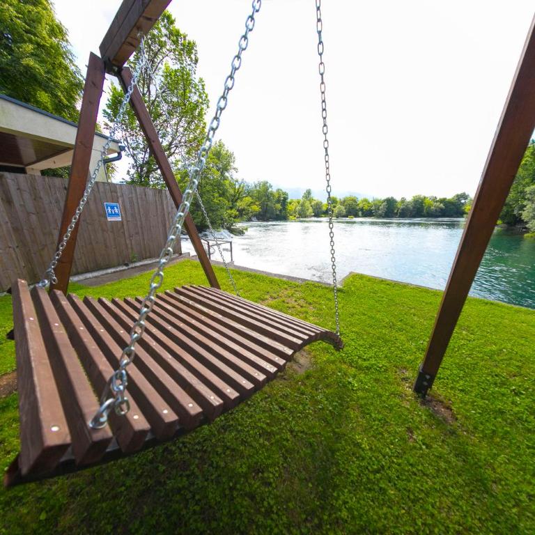 Holiday Homes Pozitiva - One-Bedroom House - 1