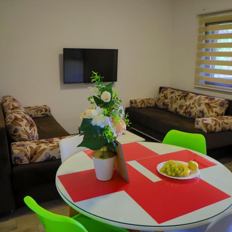 Holiday Homes Pozitiva - One-Bedroom House - 3