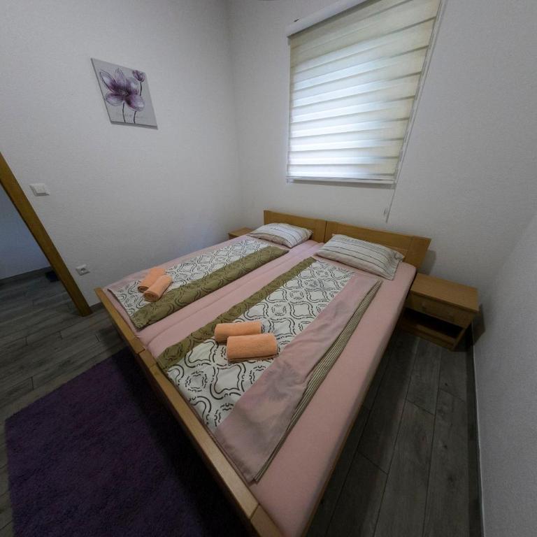 Holiday Homes Pozitiva - One-Bedroom House - 10
