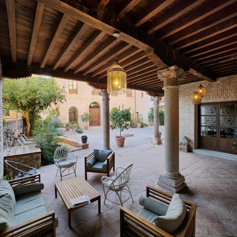 Casa del Armiño - Historic Boutique Hotel in Toledo Old Town - Villa Deluxe - 12