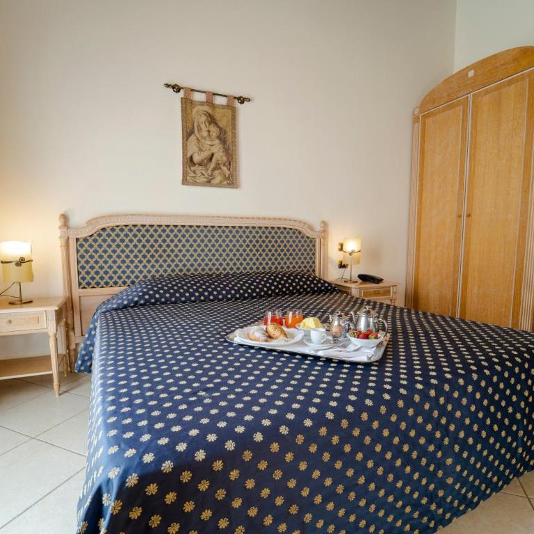 Hotel Villa Romana - Habitación Doble Estándar - 1 o 2 camas - 4