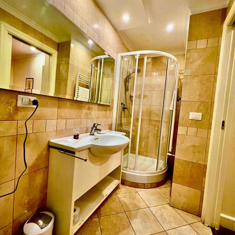 Quirinale luxury suite Roma - Ampia Camera Matrimoniale - 8
