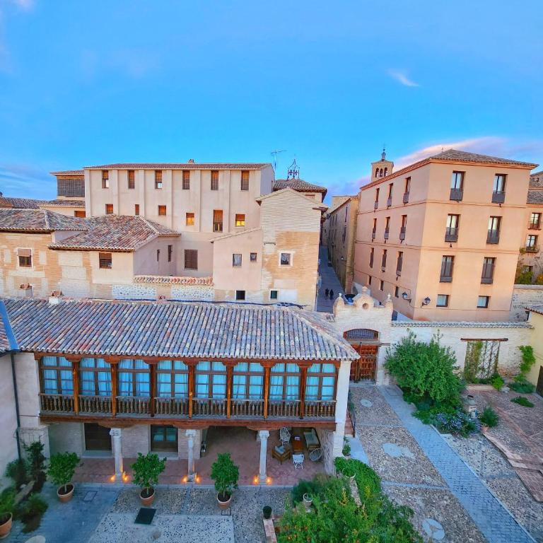 Casa del Armiño - Historic Boutique Hotel in Toledo Old Town - Villa Deluxe - 2