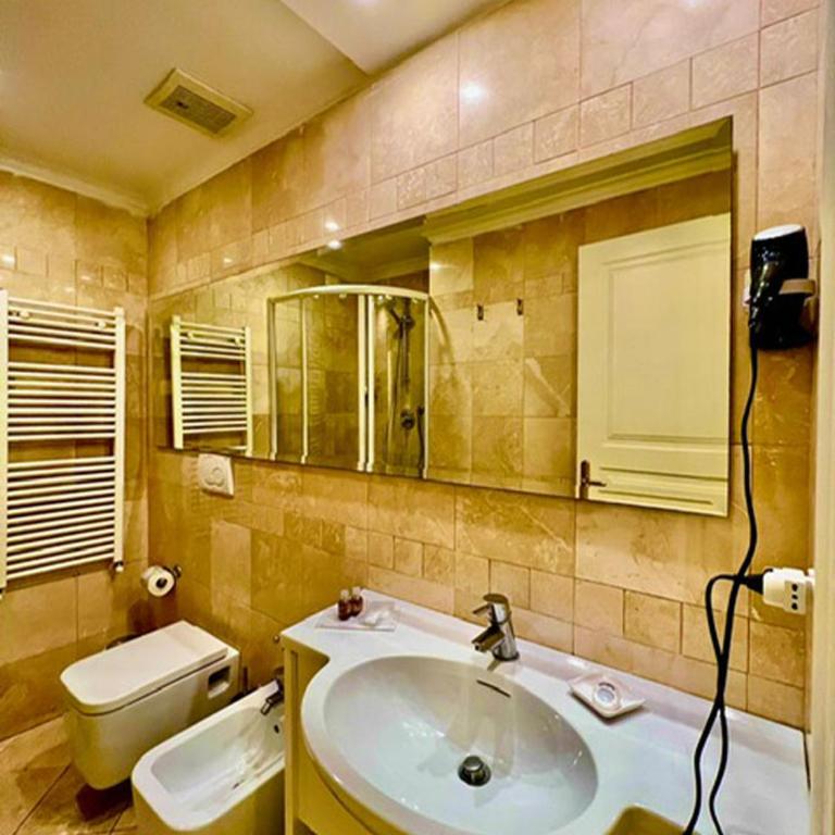 Quirinale luxury suite Roma - Ampia Camera Matrimoniale - 6