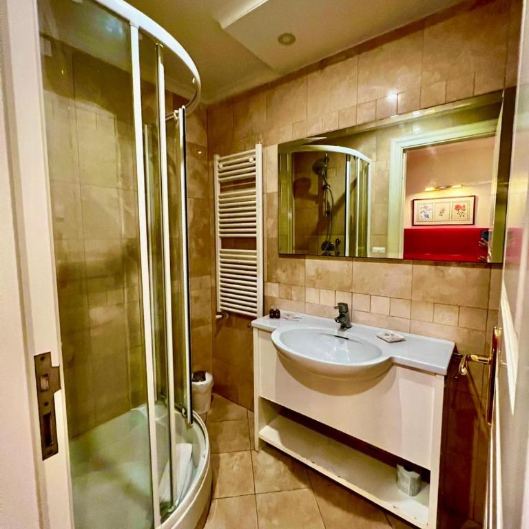 Quirinale luxury suite Roma - Ampia Camera Matrimoniale - 6