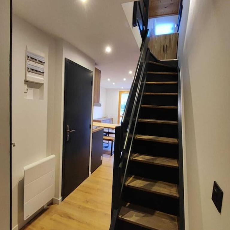 100% renovated duplex, ideal for families, direct access to the slopes! - Appartement 3 Chambres - 13