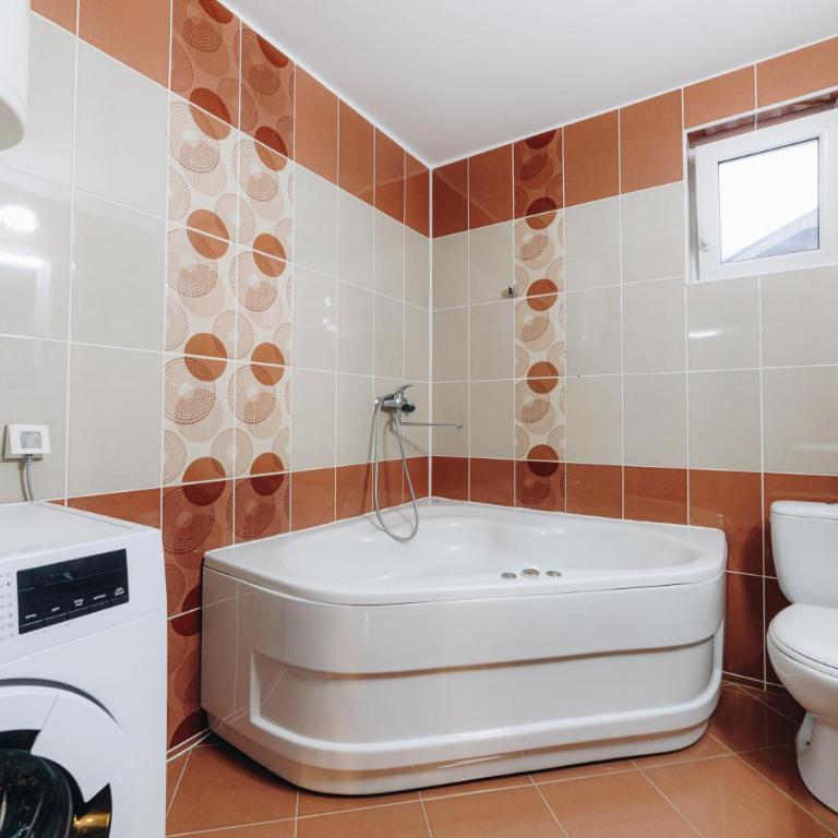 Garni Hotel Radović - Apartment with Terrace (Annex) - 14