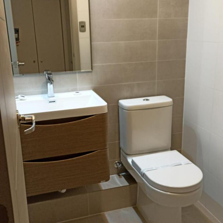 Nuevo departamento con estacionamiento y a pasos del centro de Puerto Varas - Two-Bedroom Apartment - 6