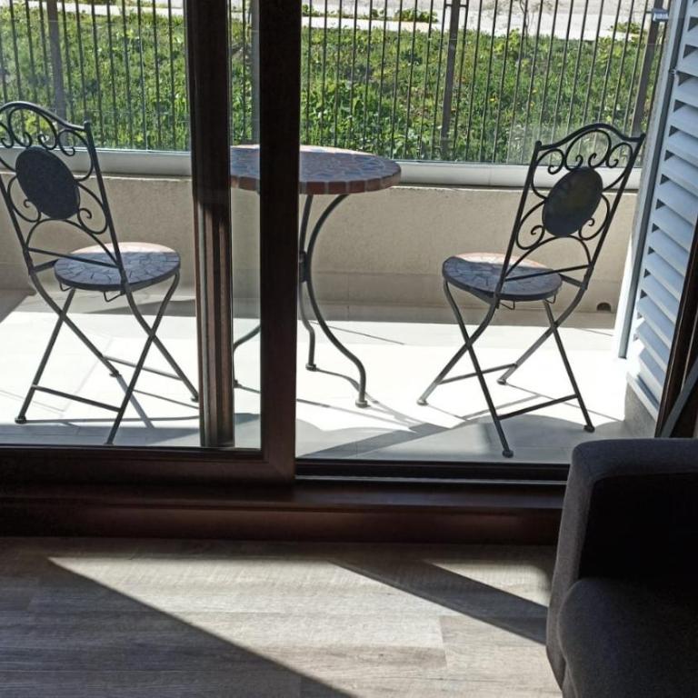 Nuevo departamento con estacionamiento y a pasos del centro de Puerto Varas - Two-Bedroom Apartment - 11