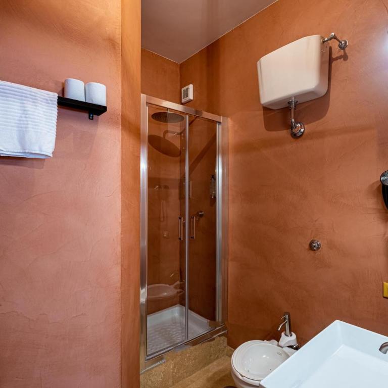 MyTinyHome Festina Lente - Camera Familiare con Vasca - 5