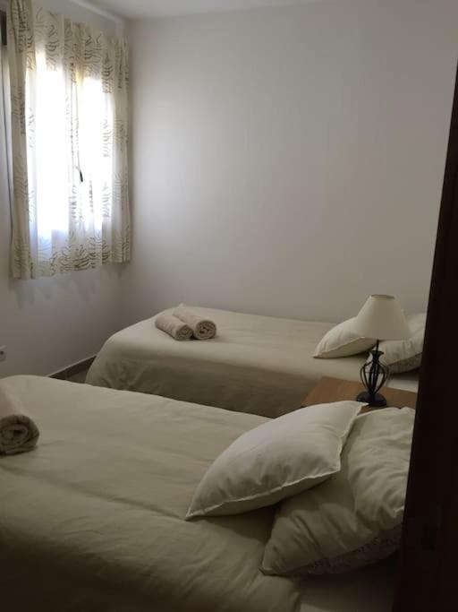 Stylish & cosy 3 bed apartment! - Three-Bedroom Apartment - 43