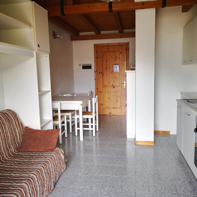 Giò Appartamenti Vacanze - Appartamento con 1 Camera da Letto, Balcone e Vista Montagna - 12