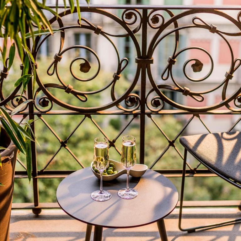 Hotel Casa Sagnier - Double or Twin Room with Balcony - 6