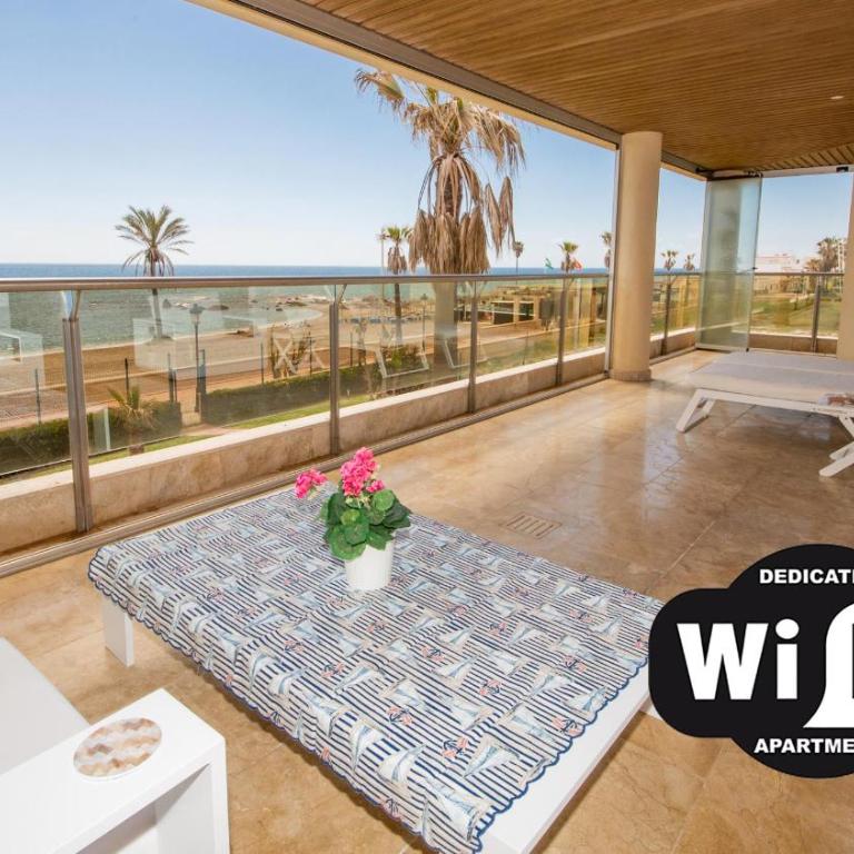 Marina del Castillo 3110 - Apartamento con vistas al mar - 1