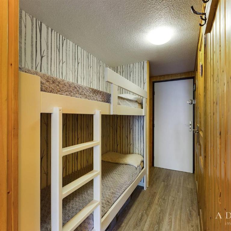 Studio mezzanine rénové 4 pers, balcon, 80m des pistes, proche commerces - Montvalezan - FR-1-398-597 - Studio - 7