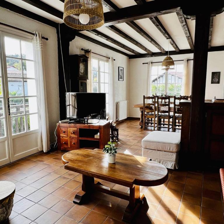 Maison T4 à Cambo-les-Bains, 5 pers., Animaux admis, Internet - Maison 3 Chambres - 10
