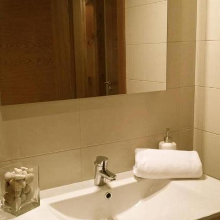 APARTAMENTOS RURALES El Llagar de Cue - Penthouse Apartment - 14