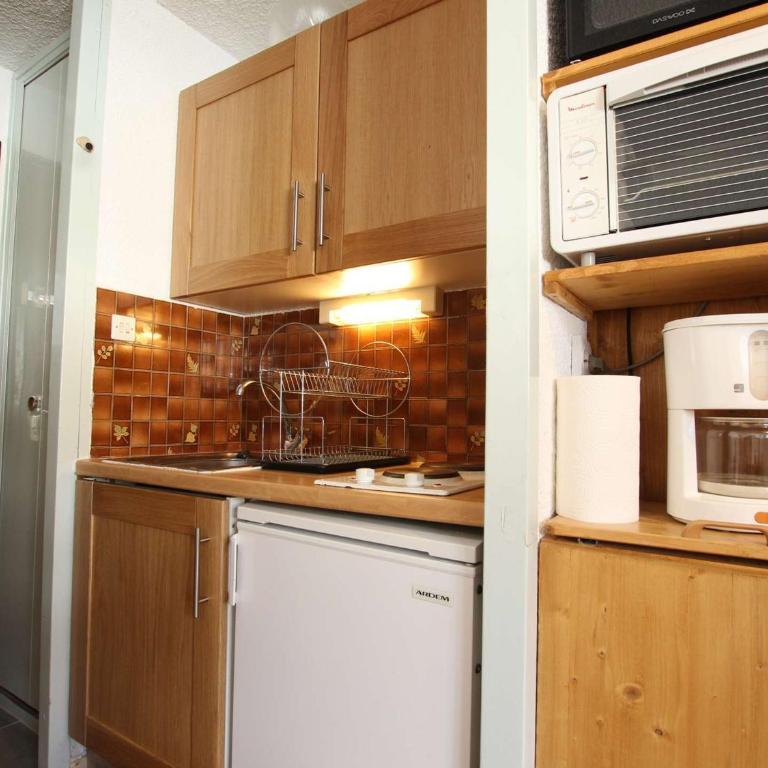 Studio cosy à Saint-Chaffrey - 3 couchages, équipé, proche pistes ski, WiFi en option - Appartement 1 Chambre - 2