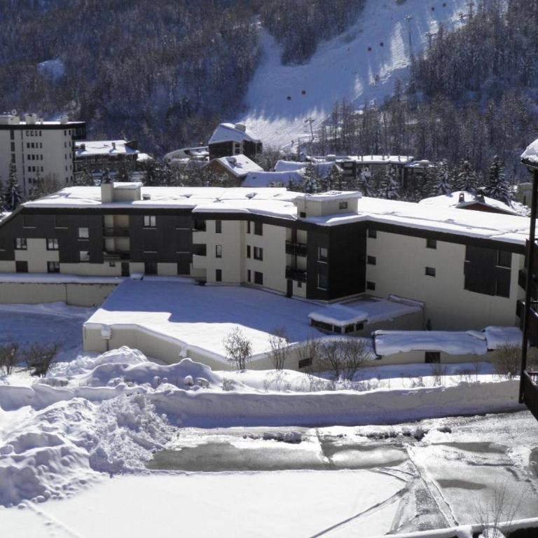 Studio cosy à Saint-Chaffrey - 3 couchages, équipé, proche pistes ski, WiFi en option - Appartement 1 Chambre - 3