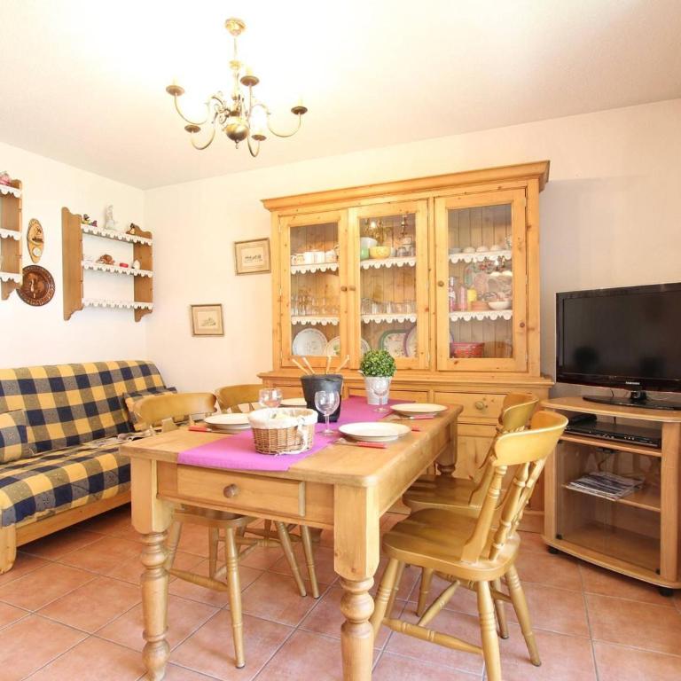 Charmant T2 avec Terrasse et Jardin, 6 Couchages, Proche Pistes - La Salle-les-Alpes - Appartement 1 Chambre - 2