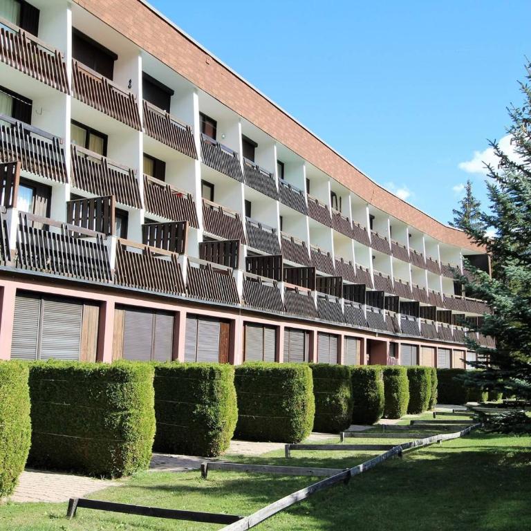 Studio fonctionnel 4 pers, à 50m des pistes, proche commodités, piscine extérieure en été. - FR-1-330F-89 - Appartement (4 Adultes) - 8