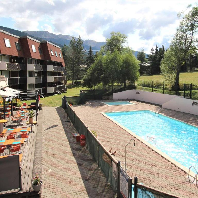 Charmant studio 4 pers avec piscine, proche télécabines et commerces, accès direct ski, La Salle-les-Alpes - Appartement 1 Chambre - 3