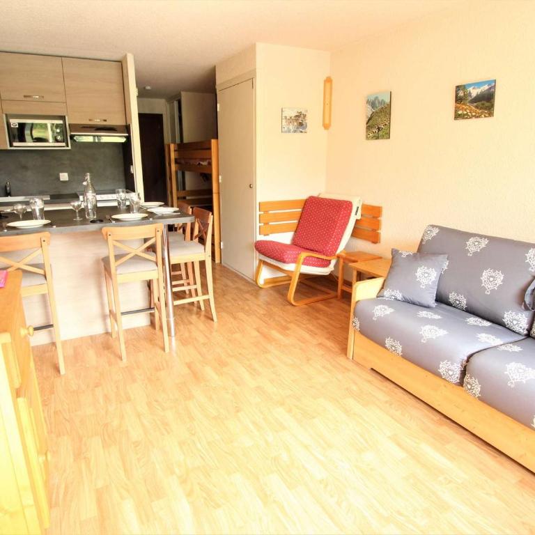Charmant studio 4 pers avec piscine, proche télécabines et commerces, accès direct ski, La Salle-les-Alpes - Appartement 1 Chambre - 11