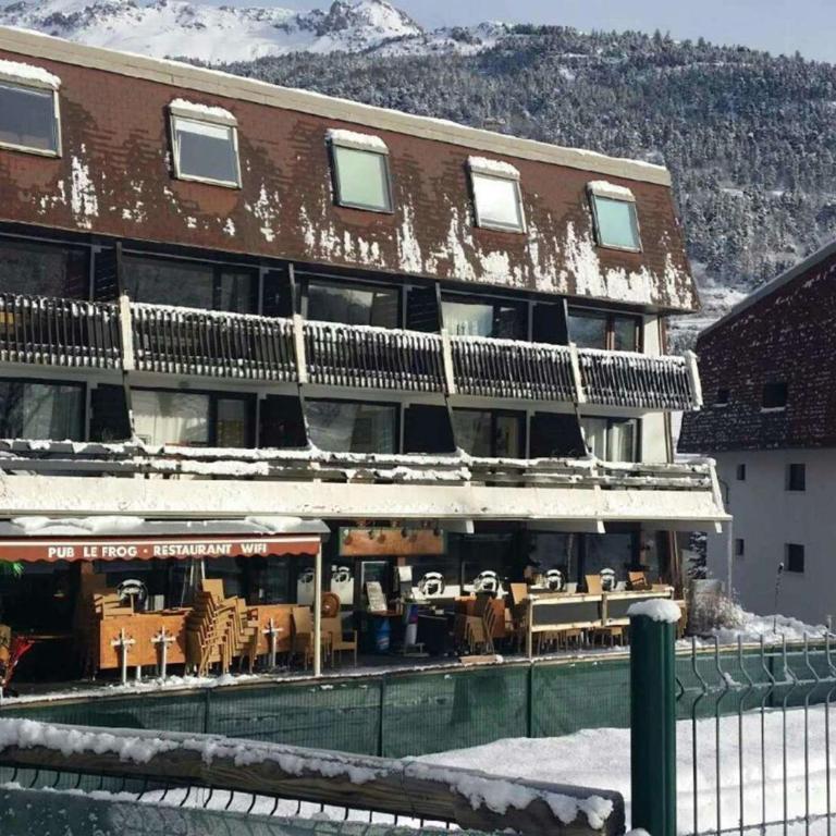 Charmant studio 4 pers avec piscine, proche télécabines et commerces, accès direct ski, La Salle-les-Alpes - Appartement 1 Chambre - 15